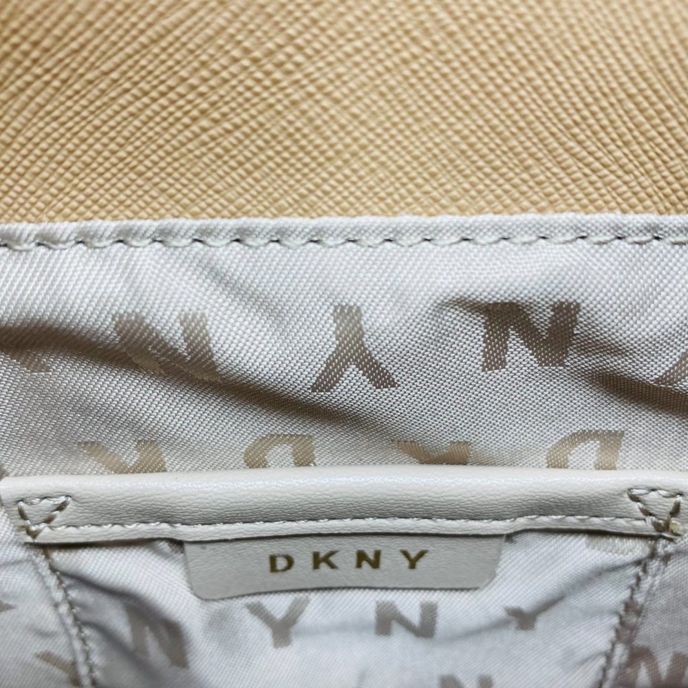 DKNY Phone Crossbody with All Over Logos - Picture 10 of 11